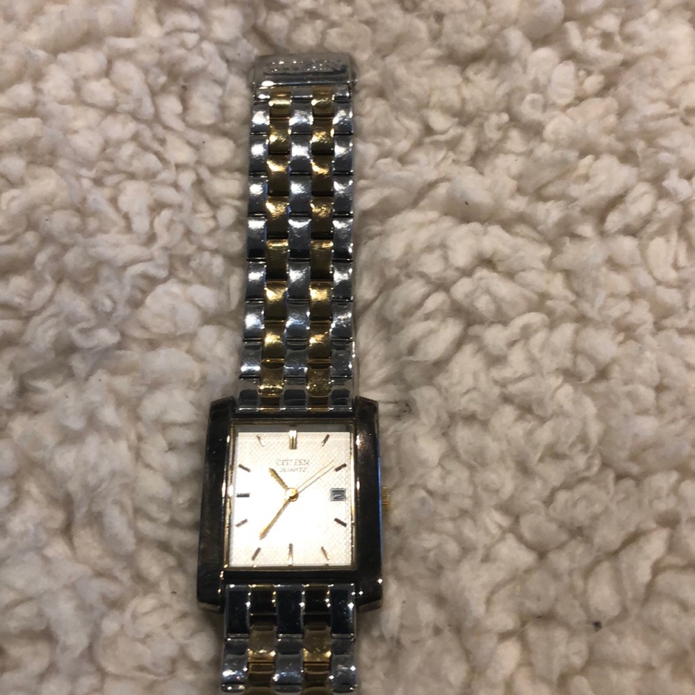 Watch - Picture 4 of 4